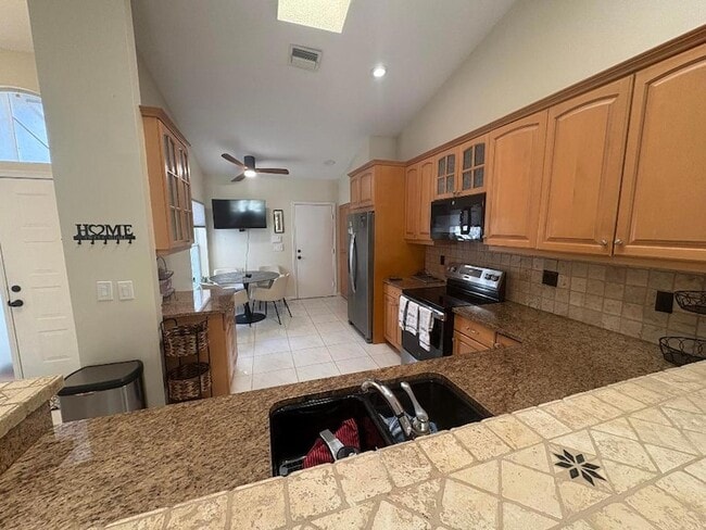 Photo - 7275 Summer Tree Dr