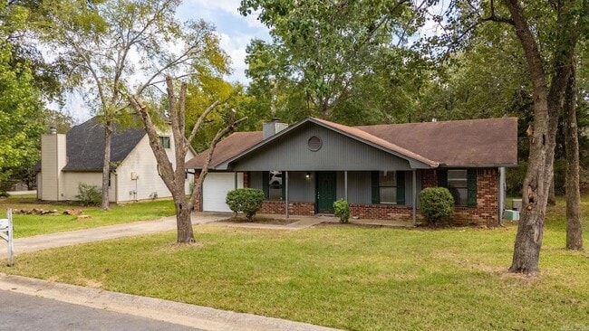 Photo - 19 Oak Forest Dr