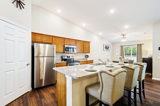 Open Floor Plans Perfect for Dining and Entertaining - Redwood Greer Ashburton Drive