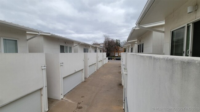 Photo - 1430 S Quincy Ave