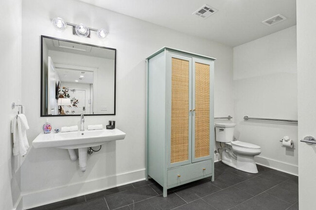 Photo - 1738 N Rampart St Unit ID1368482P