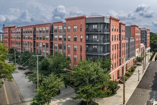 Building Photo - Olive & Wooster