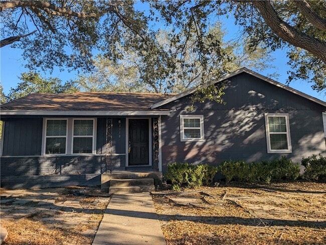 Building Photo - 4110 Lowman St