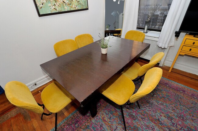 Photo - 414 W 46th St Unit FL2-ID1039027P