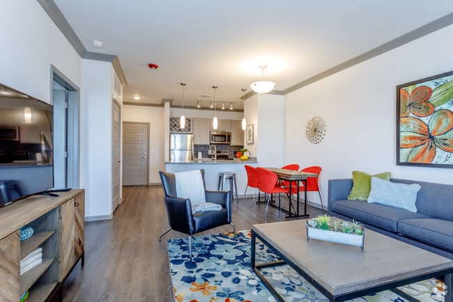 1BR, 1BA - Aintree - Meridian at View High