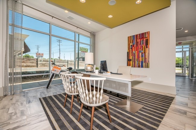 Photo - One305 Central