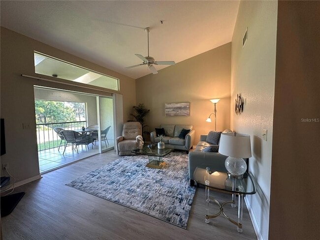 Photo - 6713 Stone River Rd Unit 202