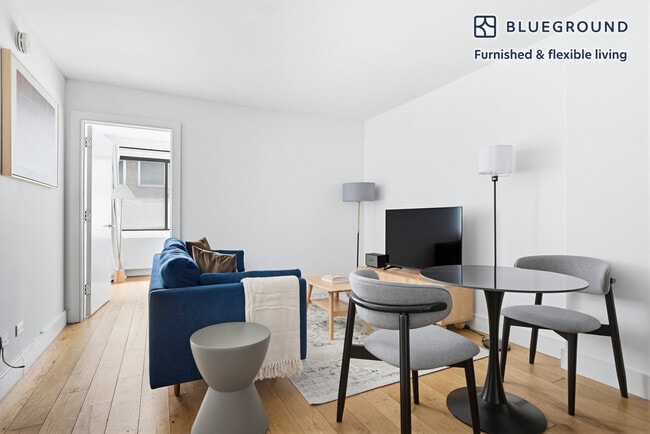 Photo - 230 E 44th St Unit FL4-ID2068