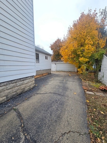 Photo - 211 Edwards Ave Unit 1