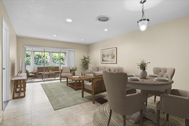 Photo - 374 Bennington Ln