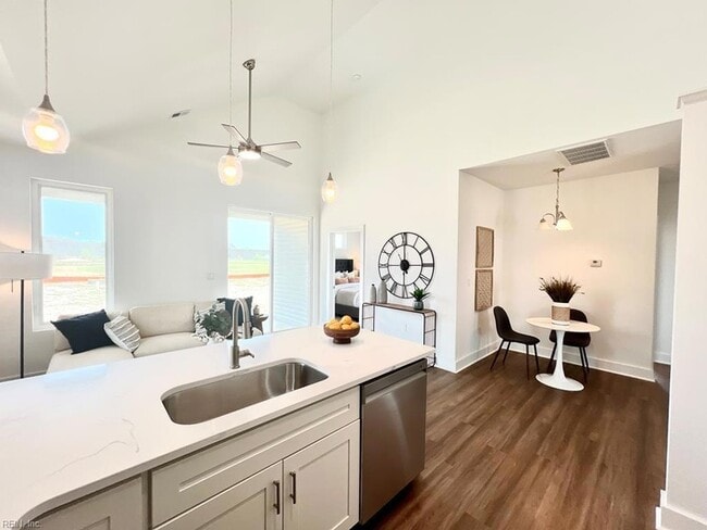 Photo - 3410 Tower Hill Cir