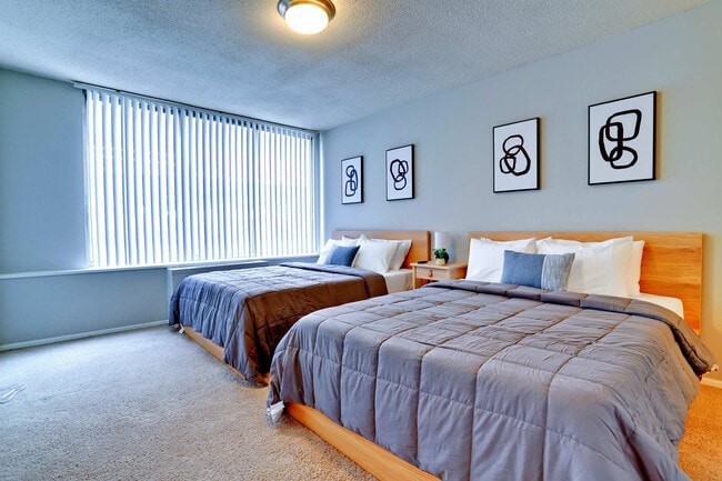 Photo - 2111 Richmond Hwy Unit FL2-ID1022370P