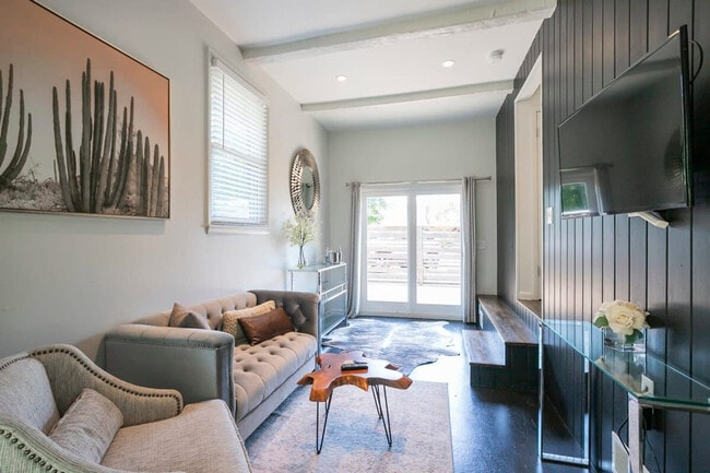 Photo - 917 Potter Ln Unit ID1302207P