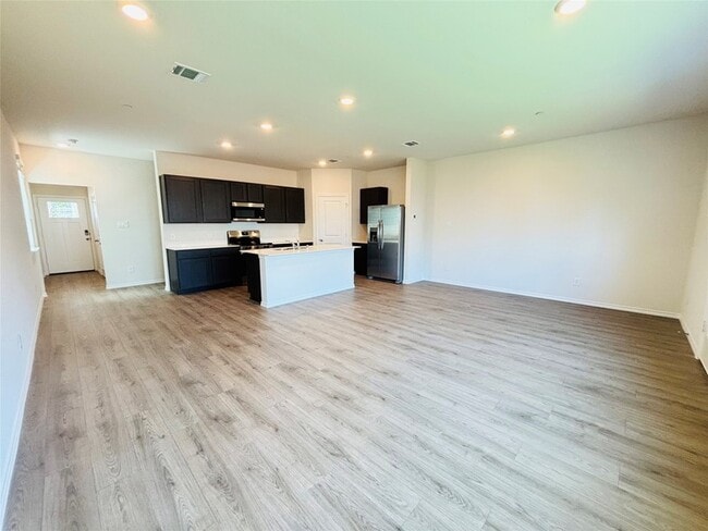 Photo - 120 Redwood Rd