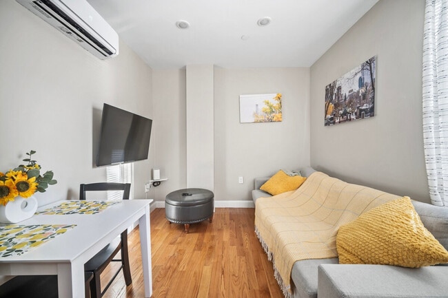 Photo - 600 Commercial St Unit SI ID1364241P