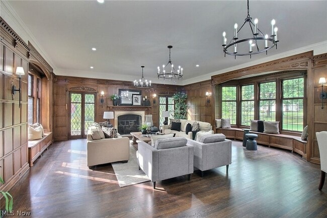 Photo - 2970 Fairmount Blvd