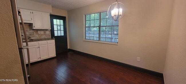 Photo - 710 Dailey Ave