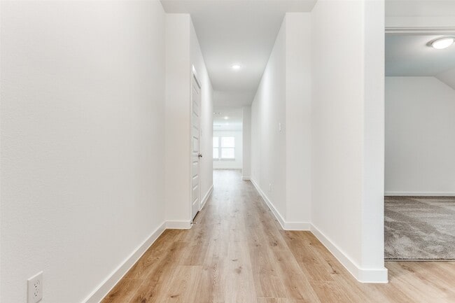 Photo - 4923 Bellhurst Dr