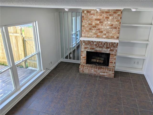 Photo - 850 Asheville Dr