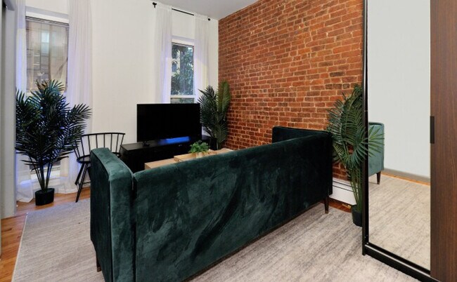 Photo - 356 W 37th St Unit SI ID1323943P