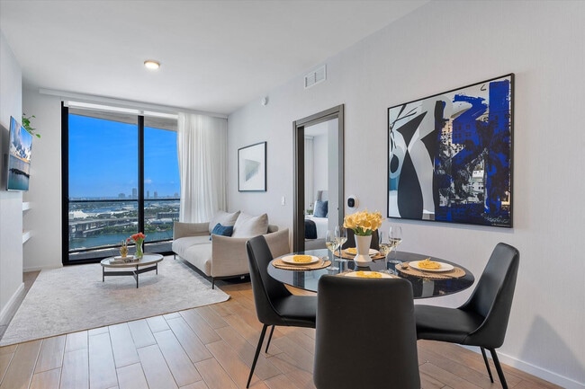 Photo - 398 NE 5th St Unit SI ID1372285P