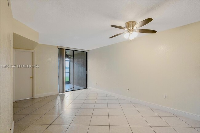 Photo - 15545 Miami Lakeway N Unit 102