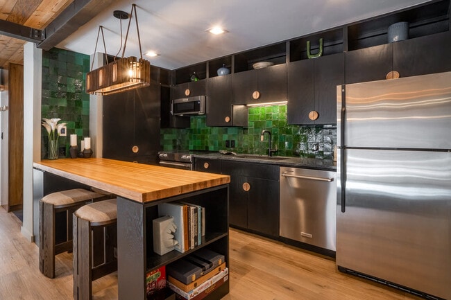 Photo - 601 S Monarch St Unit ID1036620P