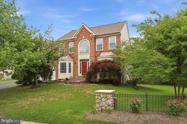 Photo - 6355 Willowfield Way