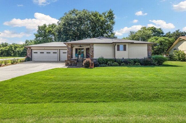 Photo - 1 Scotsdale Pl Unit ID1257580P