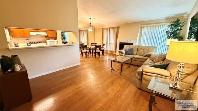 Photo - 4601 Carmen Ave