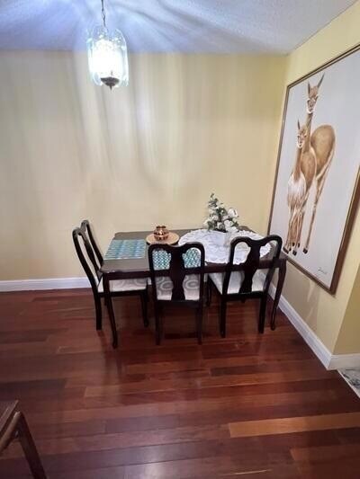 Photo - 88 Cambridge D