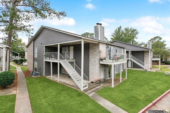 Building Photo - 5107 Nicholson Dr Unit A29