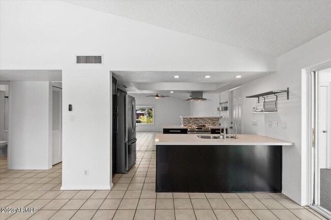 Photo - 667 W Pecos Ave