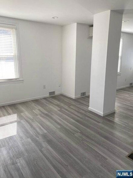 Photo - 454 Undercliff Ave Unit 456