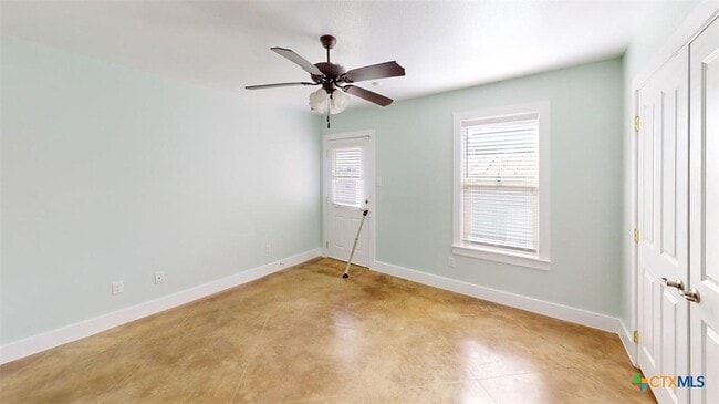 Photo - 1240 Honor Ln