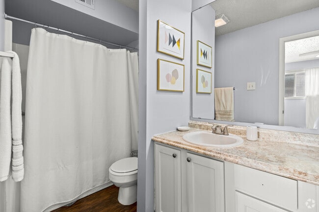 2BR, 2BA - 1,100SF - Frances Place Apartments