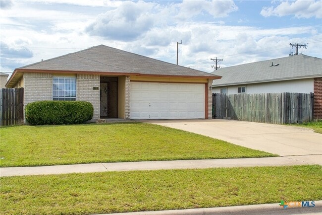 Photo - 1203 Fox Creek Dr