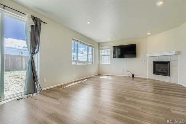 Photo - 8870 Sedalia St