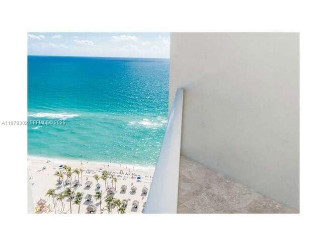 Building Photo - 16699 Collins Ave Unit 2406