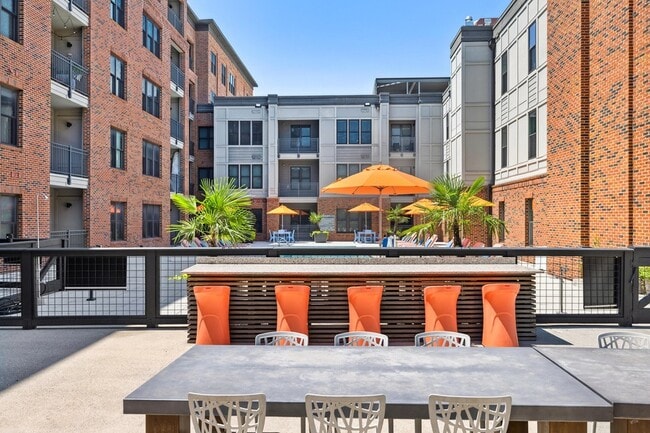 Photo - 601 Meeting St