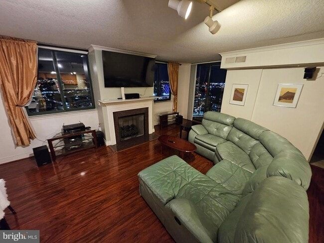 Photo - 414 Water St Unit 2613