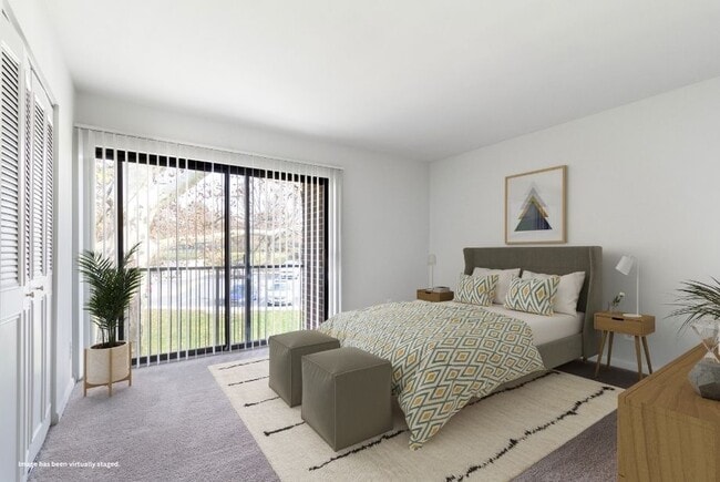 Photo - Hampton Manor Apartments & Townhomes