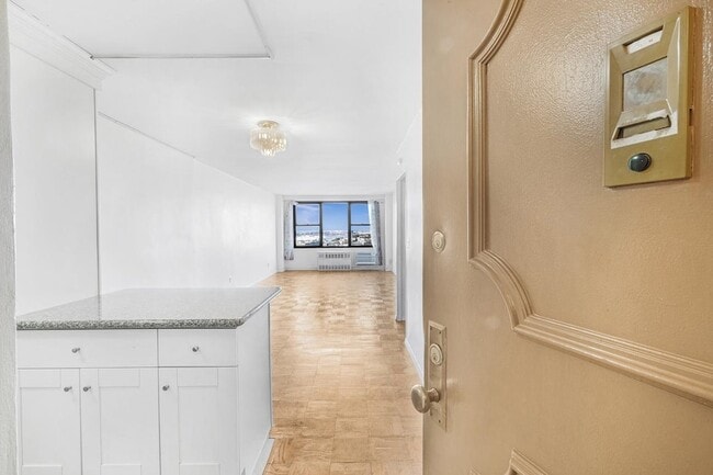 Photo - 10 Huron Ave Unit 15M