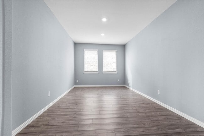 Photo - 2132 Whispering Sage blvd