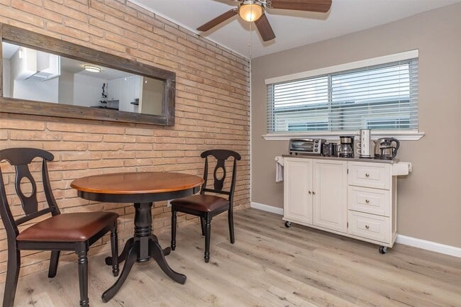 Photo - 9707 Timberside Dr Unit 6-R