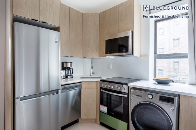 Photo - 170 1st Ave. Unit FL3-ID937