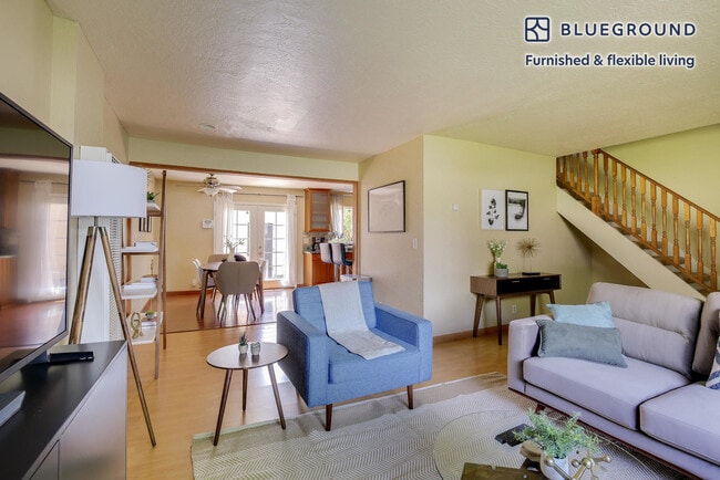 Photo - 3298 Cropley Ave