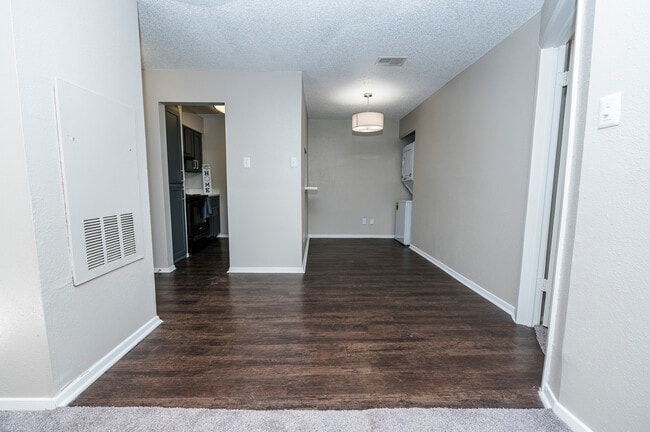 Dining Room - Peppermill