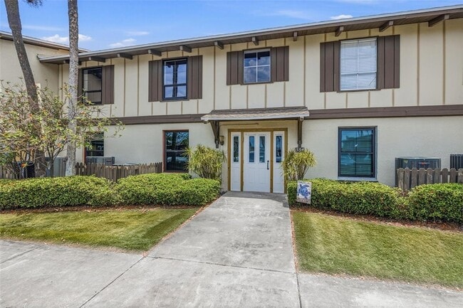 Building Photo - 554 Plaza Seville Ct Unit 103