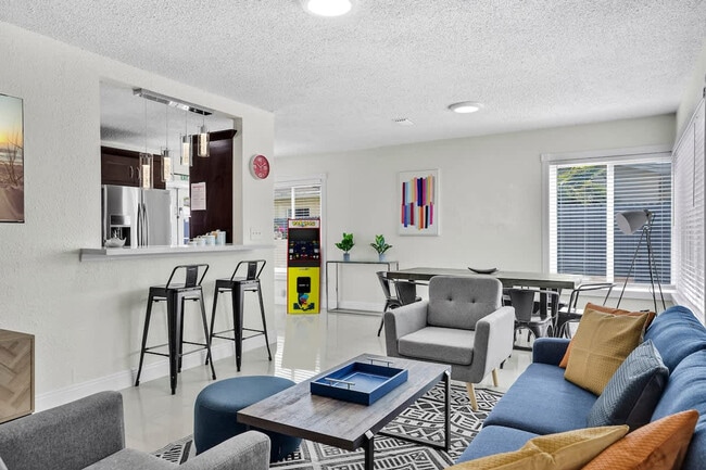 Photo - 6452 Custer St Unit ID1372341P